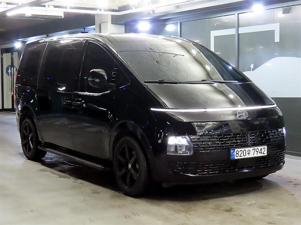 HYUNDAI Staria 2023 Negro - Importación desde Corea - HF Imports Iquique - Foto 1