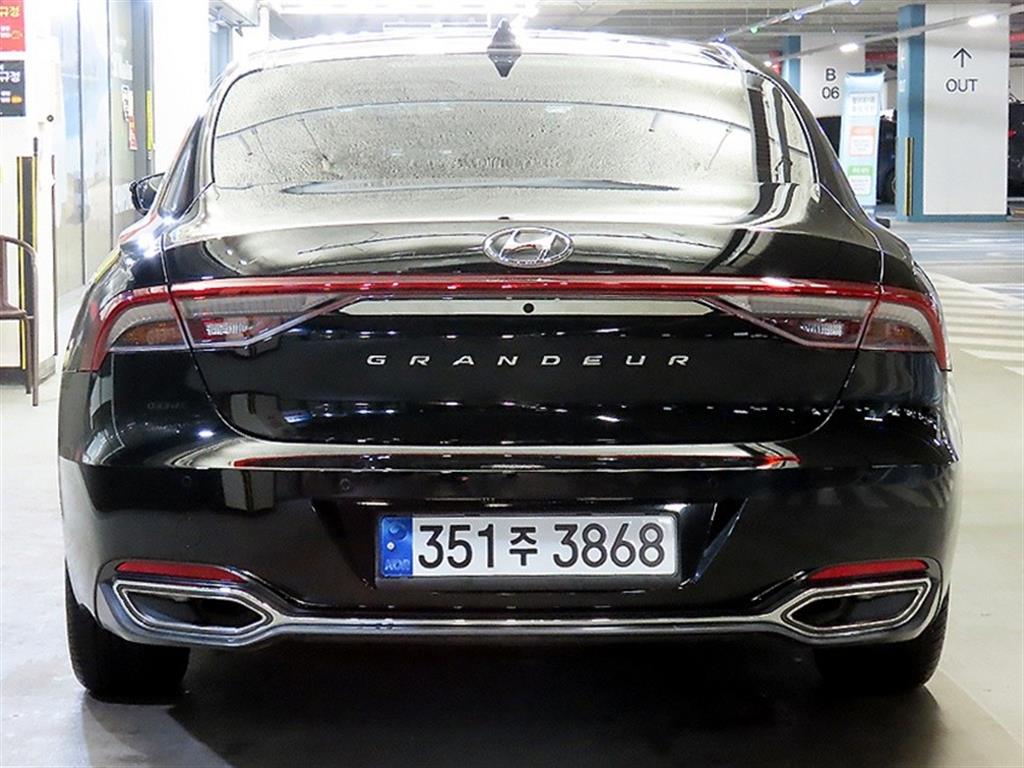 HYUNDAI Grandeur - Vista 5