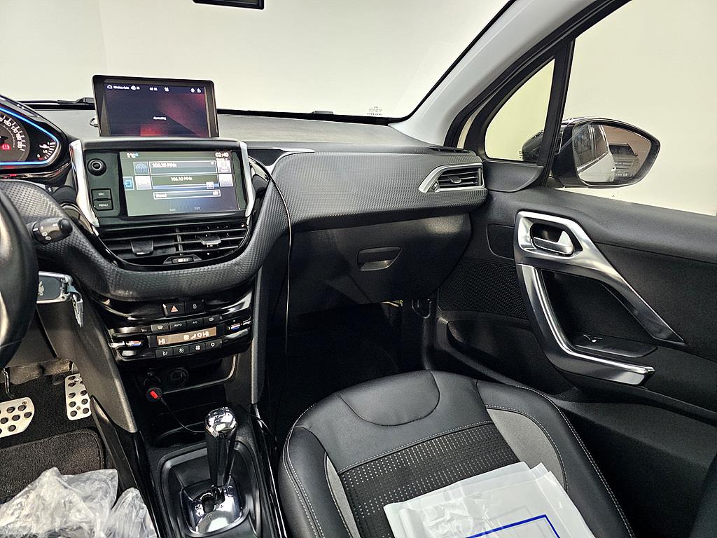 Peugeot 2008 - Vista 10