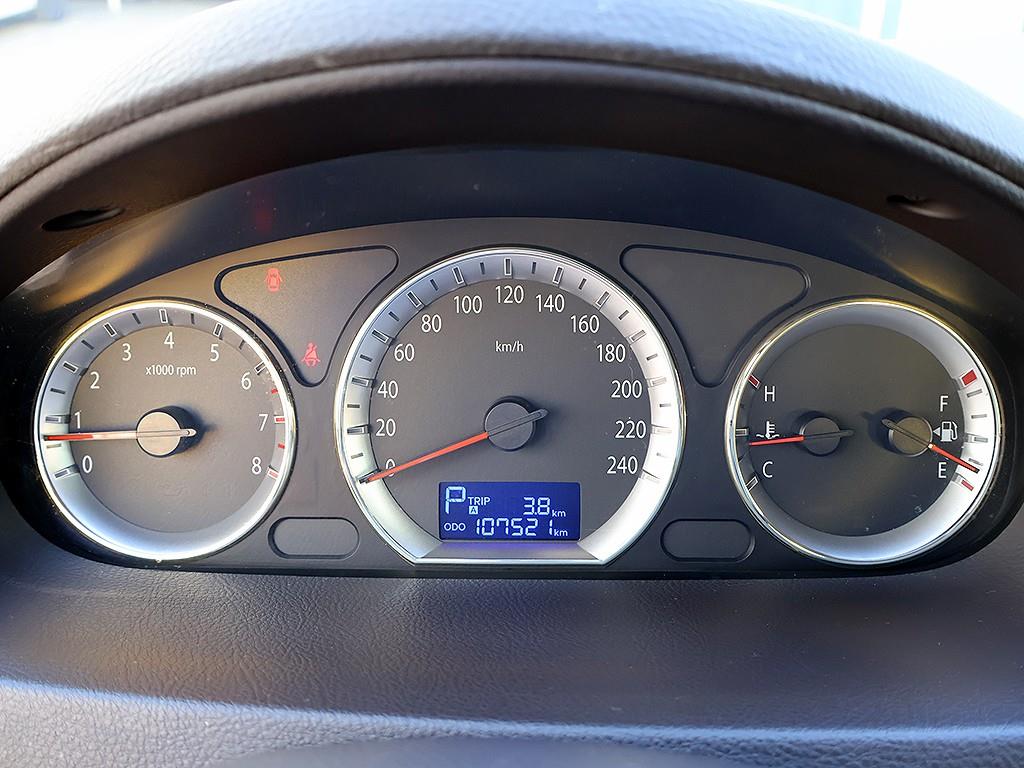 HYUNDAI Sonata - Vista 11