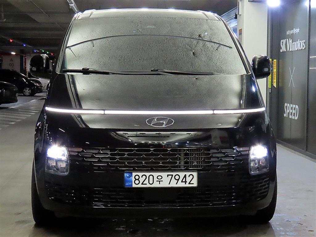 HYUNDAI Staria - Vista 2