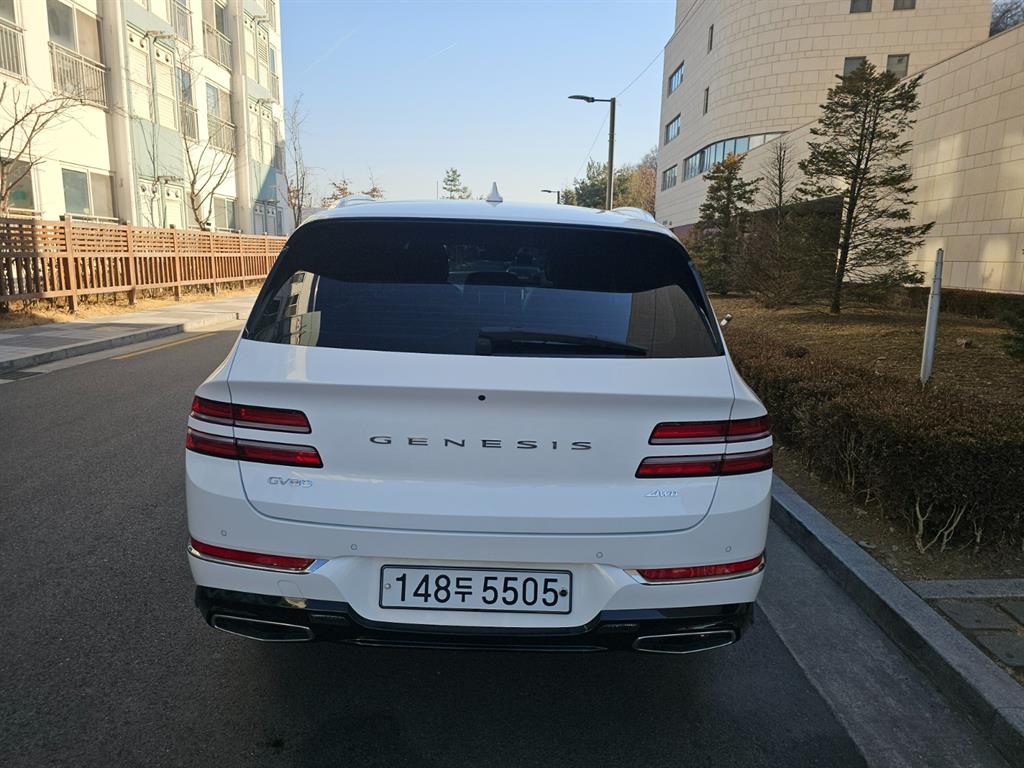 Genesis GV80 - Vista 4