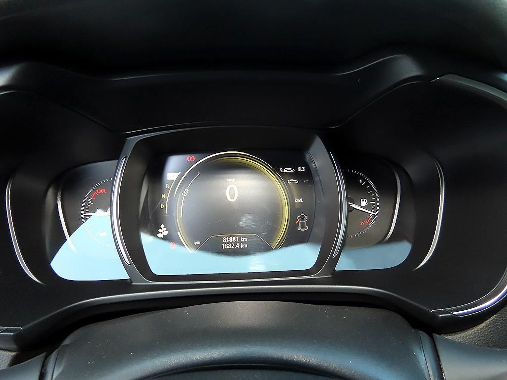 SAMSUNG QM6 - Vista 9