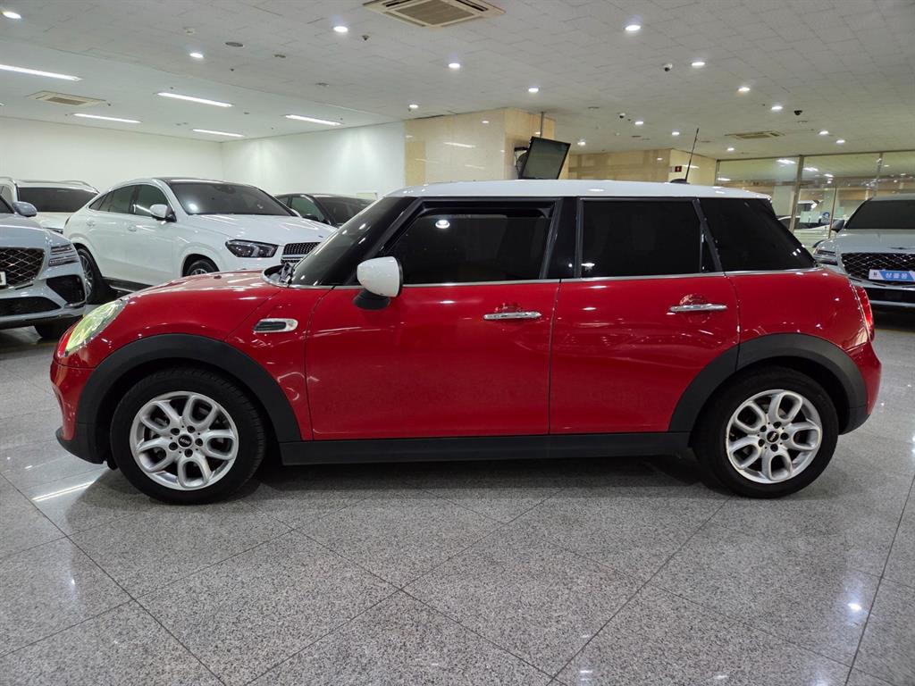 Mini Cooper - Vista 3