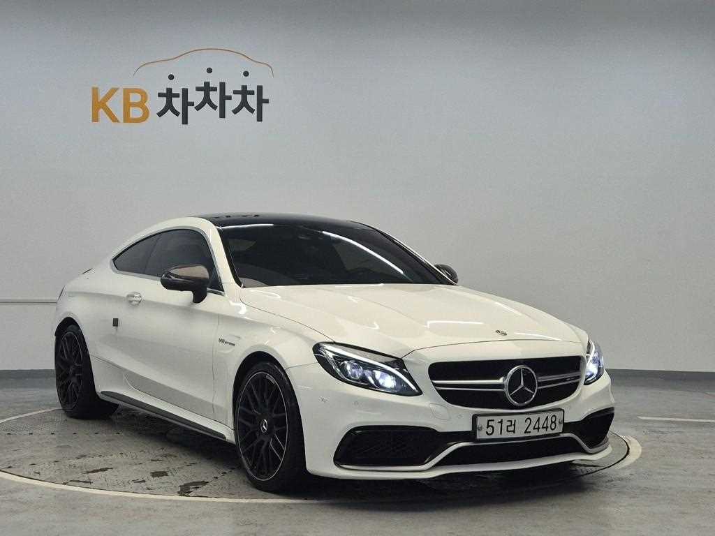 Mercedes Benz C Class - Vista 4