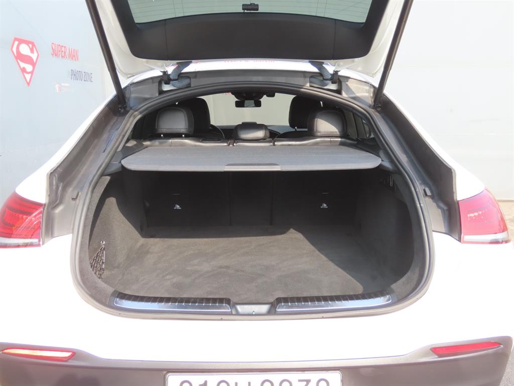 Mercedes Benz GLE Class - Vista 9