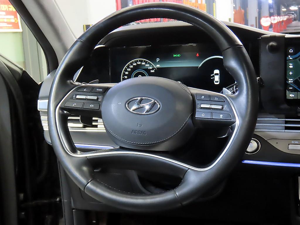 HYUNDAI Grandeur - Vista 8