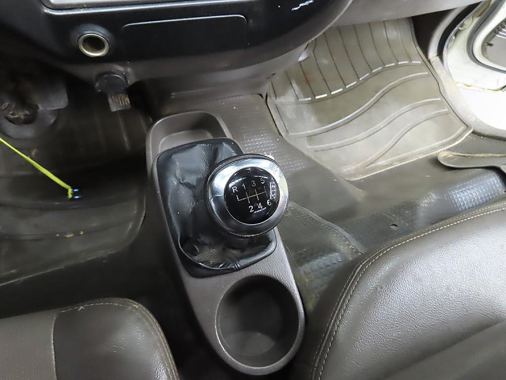 Small Truck Top_Powergate 2012 Blanco - Importación desde Corea - HF Imports Iquique - Foto 13