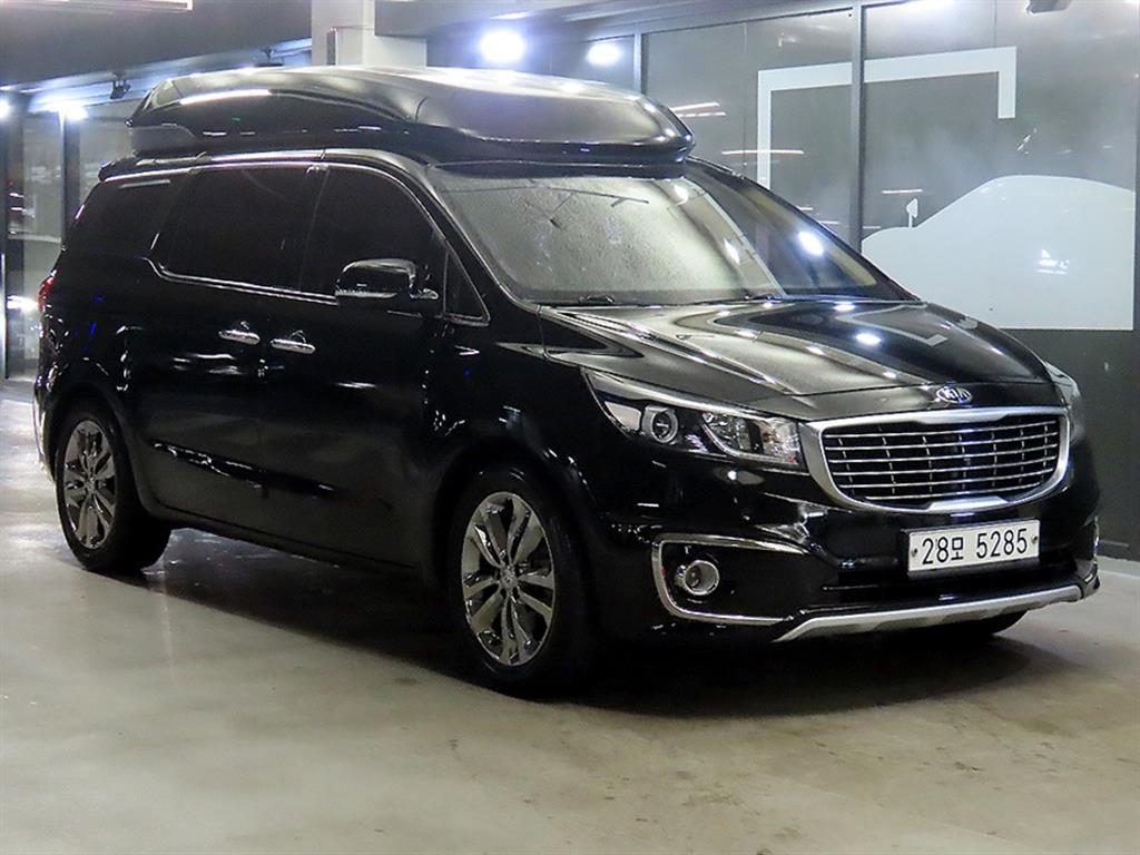 KIA Carnival 2016 Negro - Importación desde Corea - HF Imports Iquique - Foto 1