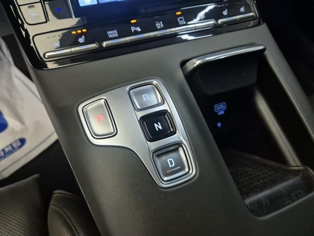 HYUNDAI Grandeur - Vista 8