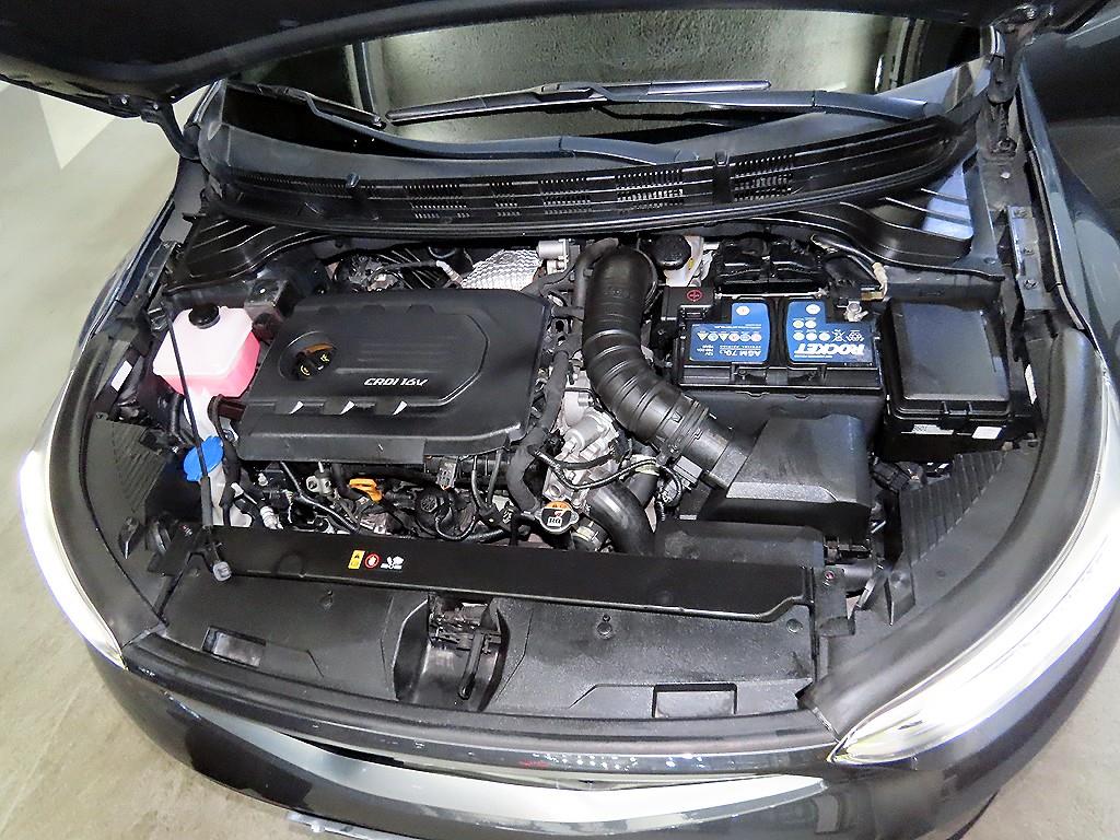 KIA Stonic 2018 Gris - Importación desde Corea - HF Imports Iquique - Foto 19