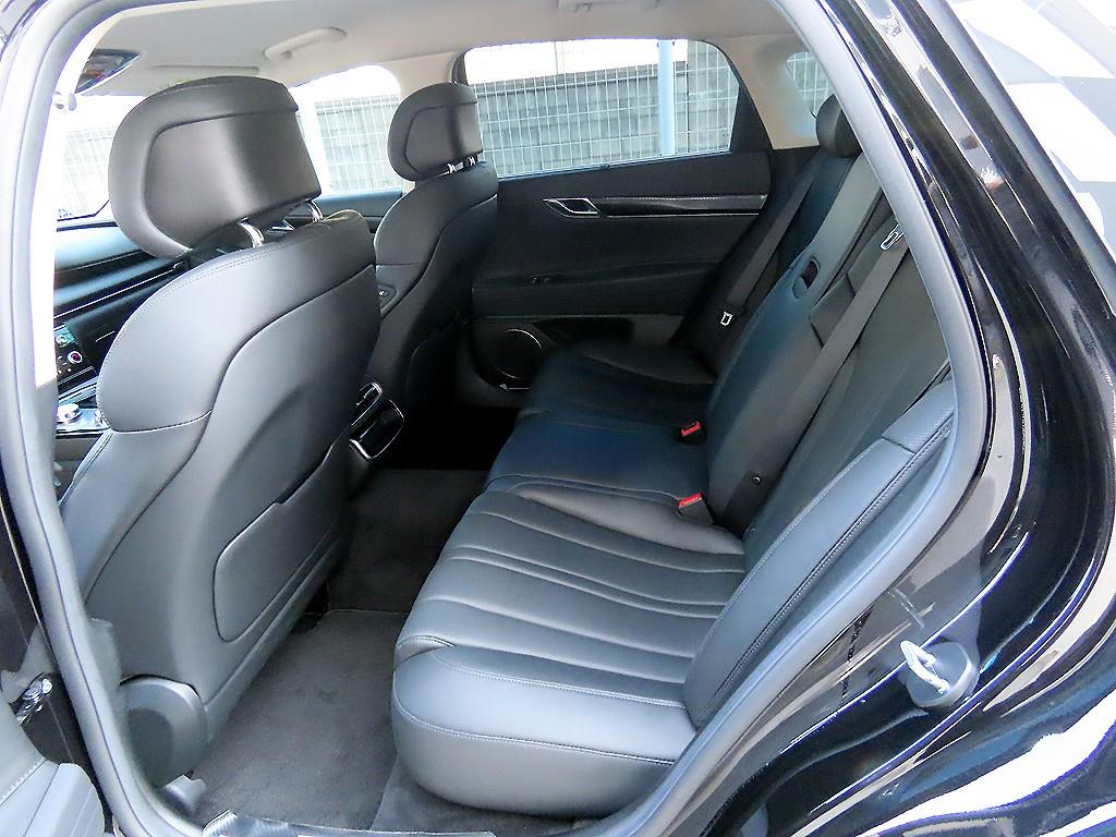 Genesis G80 - Vista 6