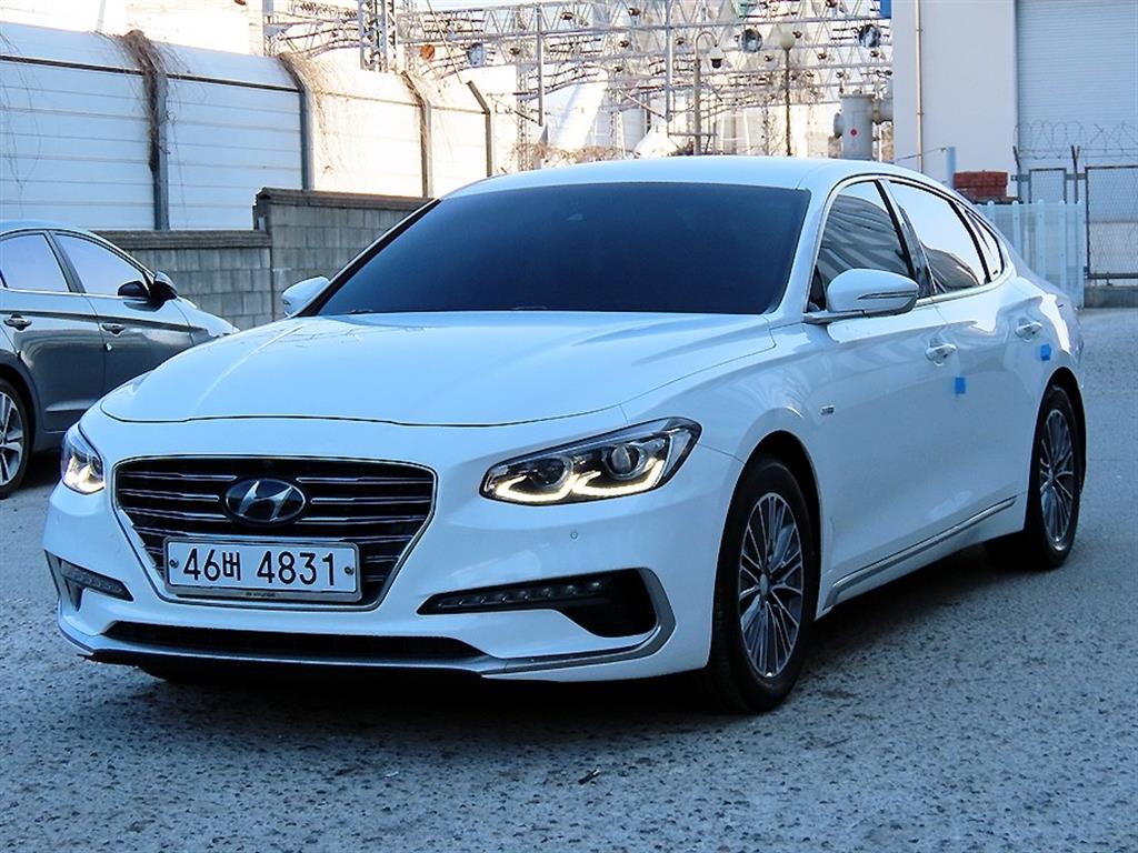 HYUNDAI Grandeur - Vista 2