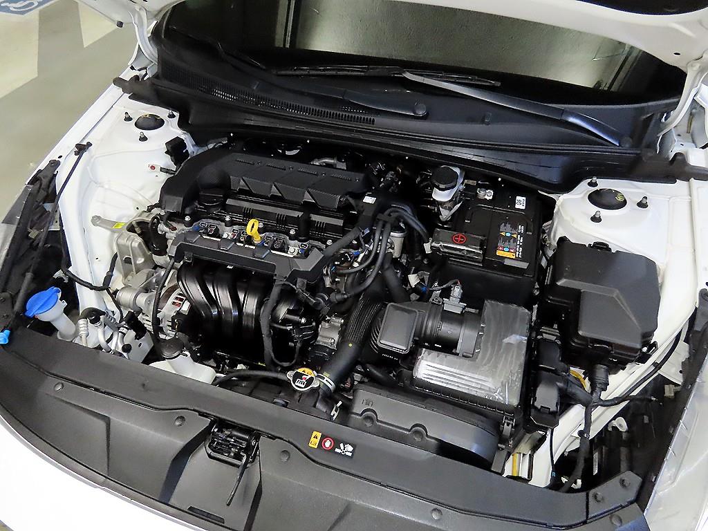 HYUNDAI Avante 2023 Blanco - Importación desde Corea - HF Imports Iquique - Foto 19