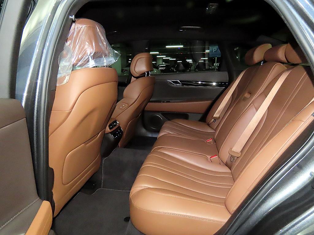 Genesis G80 - Vista 7