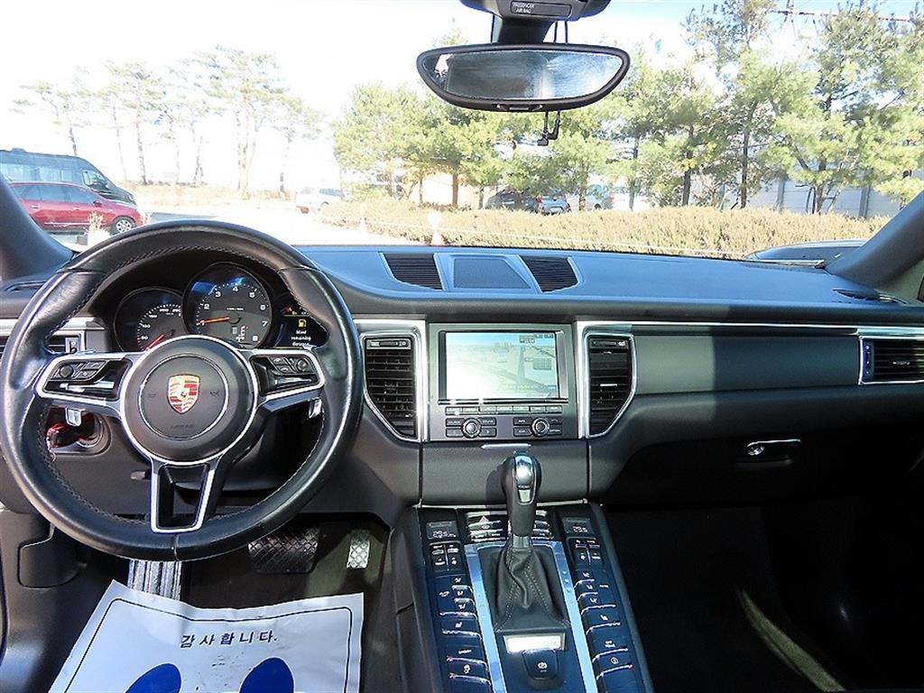 Porsche Macan - Vista 7