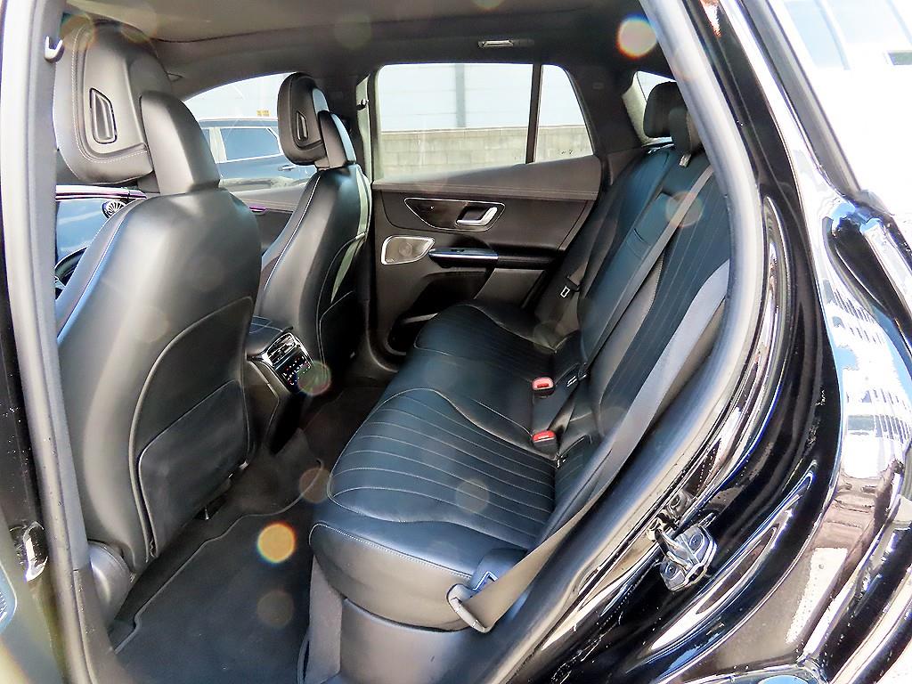 Mercedes Benz EQE - Vista 6