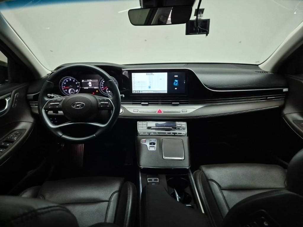 HYUNDAI Grandeur - Vista 7