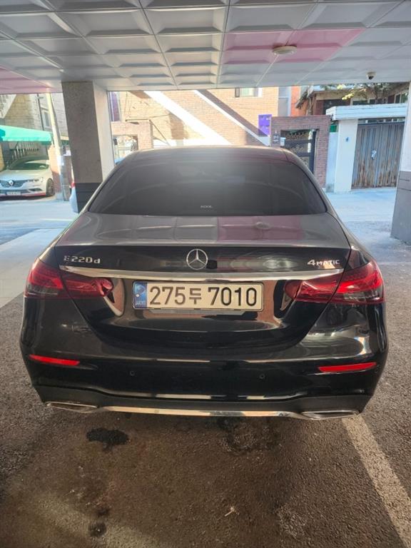 Mercedes Benz E class - Vista 2