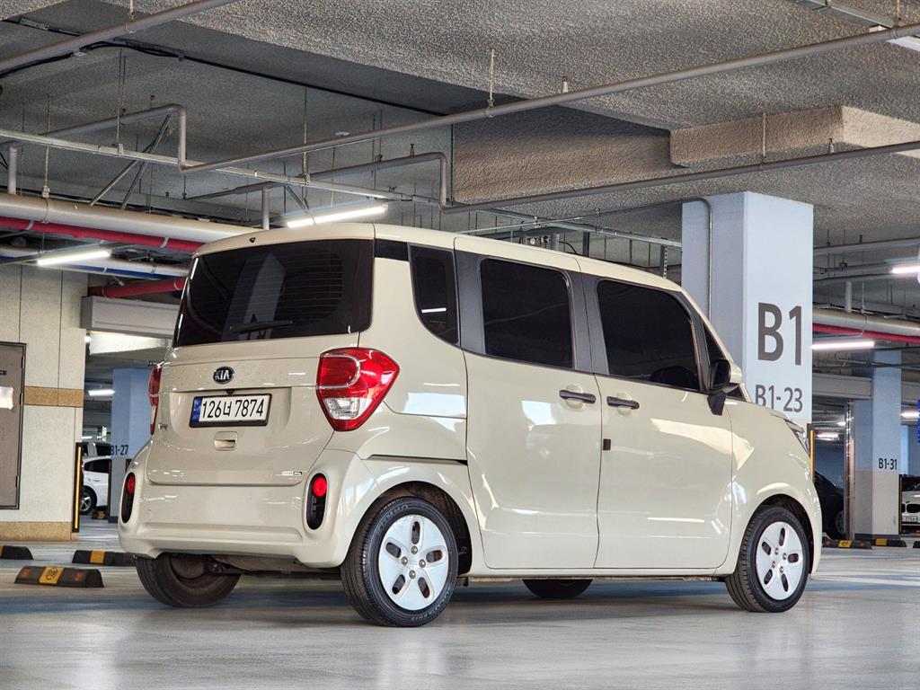 KIA Ray - Vista 4