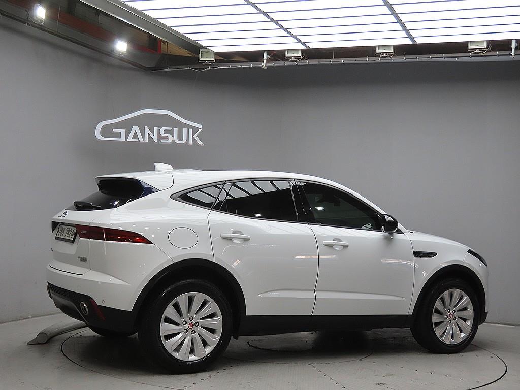 Jaguar E-PACE - Vista 7