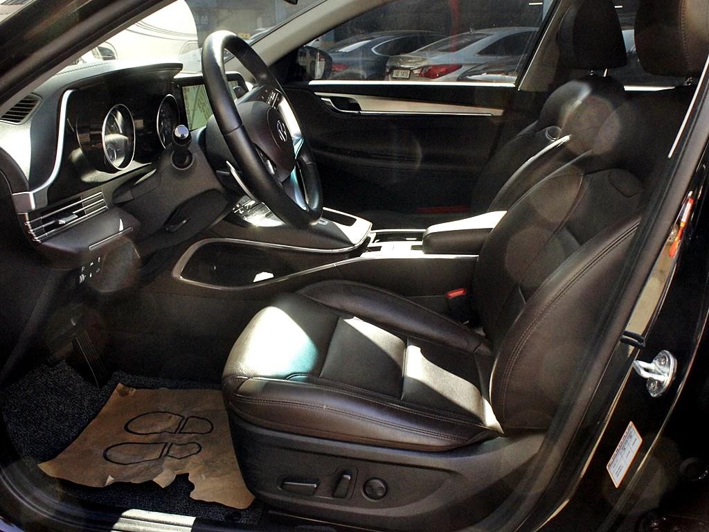 HYUNDAI Grandeur - Vista 9