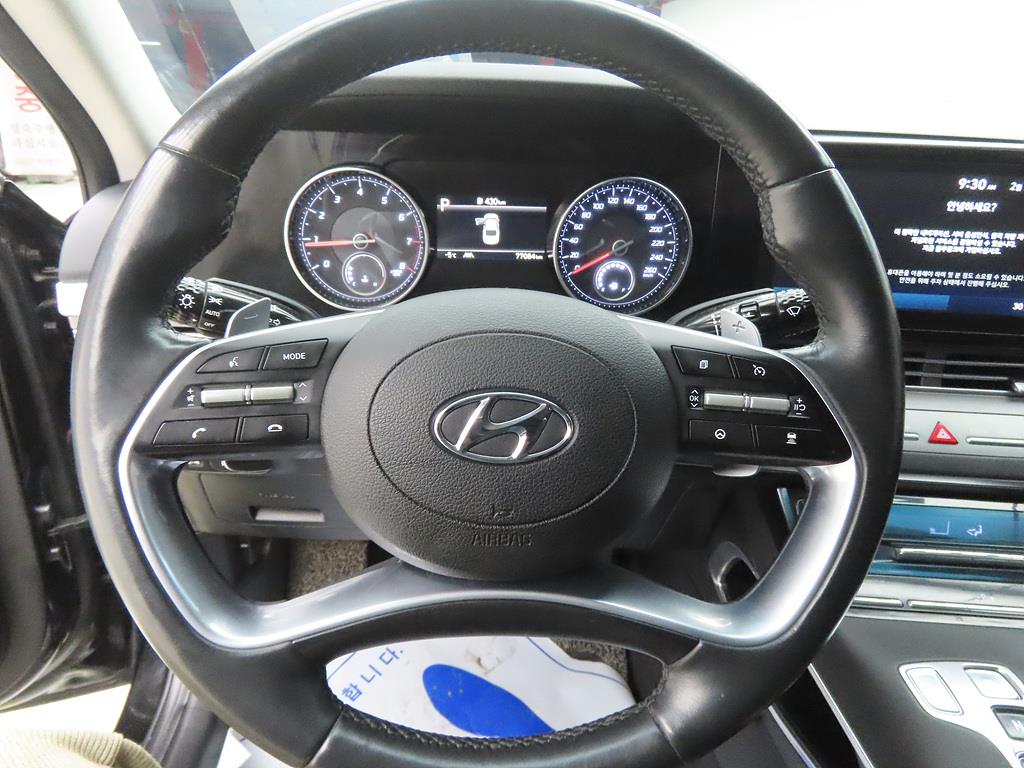 HYUNDAI Grandeur - Vista 8