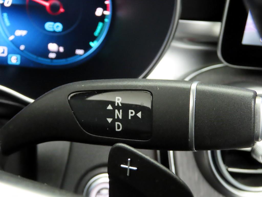 Mercedes Benz GLC Class - Vista 10