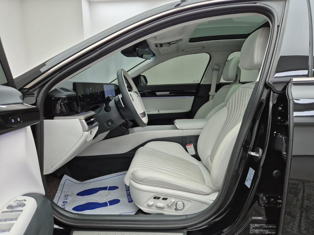 HYUNDAI Grandeur - Vista 11