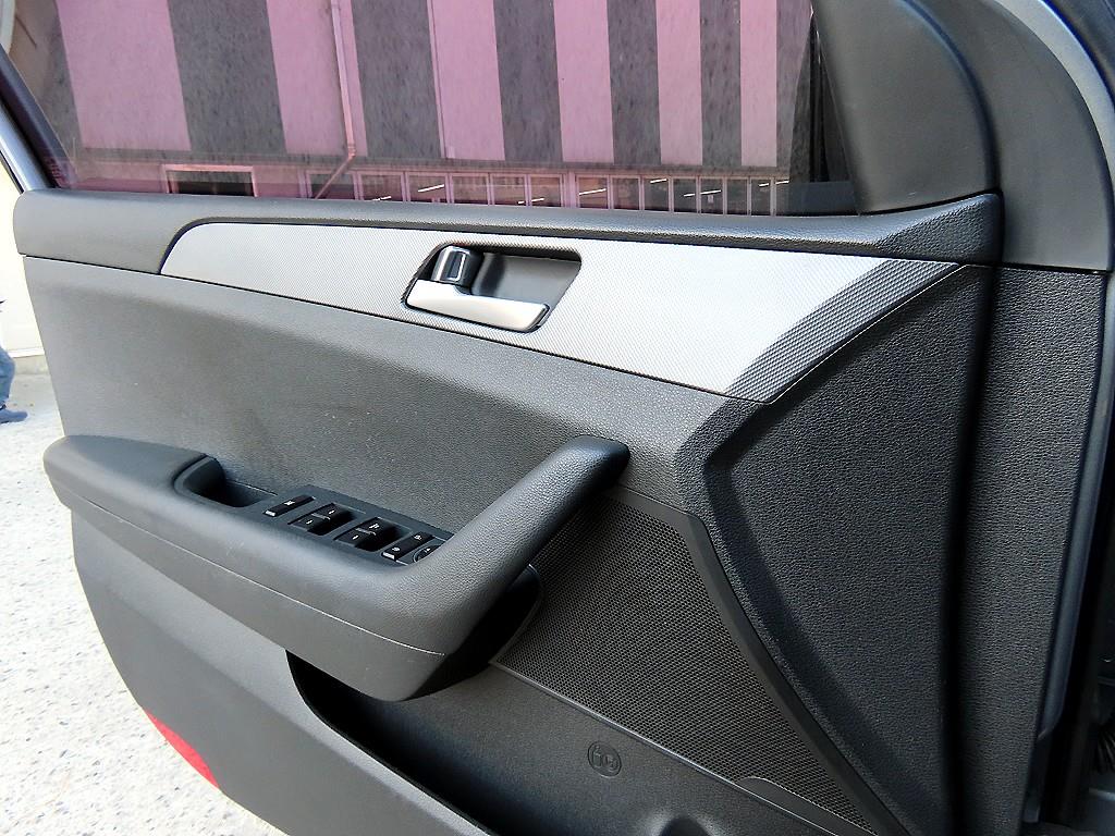 HYUNDAI Sonata - Vista 11