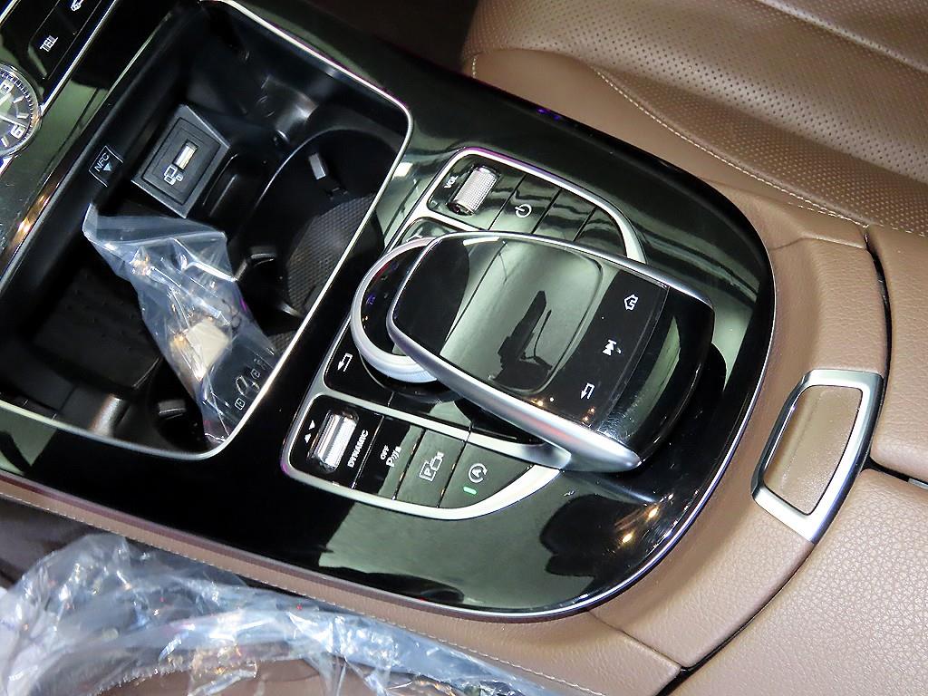 Mercedes Benz E class 2019 Blanco - Importación desde Corea - HF Imports Iquique - Foto 13