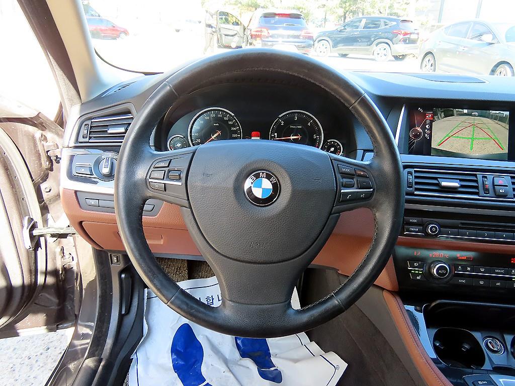 BMW 5 Series - Vista 8