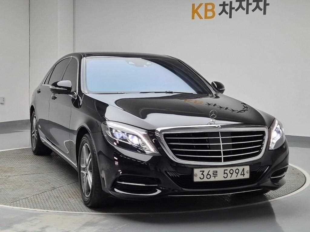 Mercedes Benz S Class - Vista 4