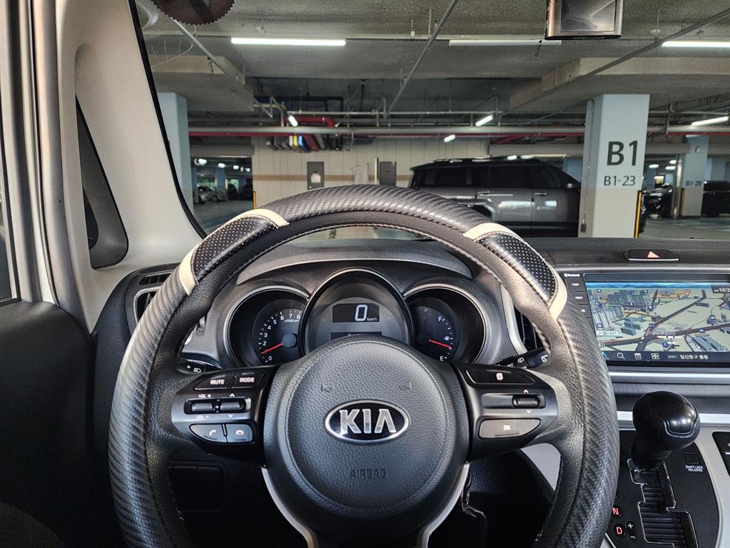 KIA Ray - Vista 8