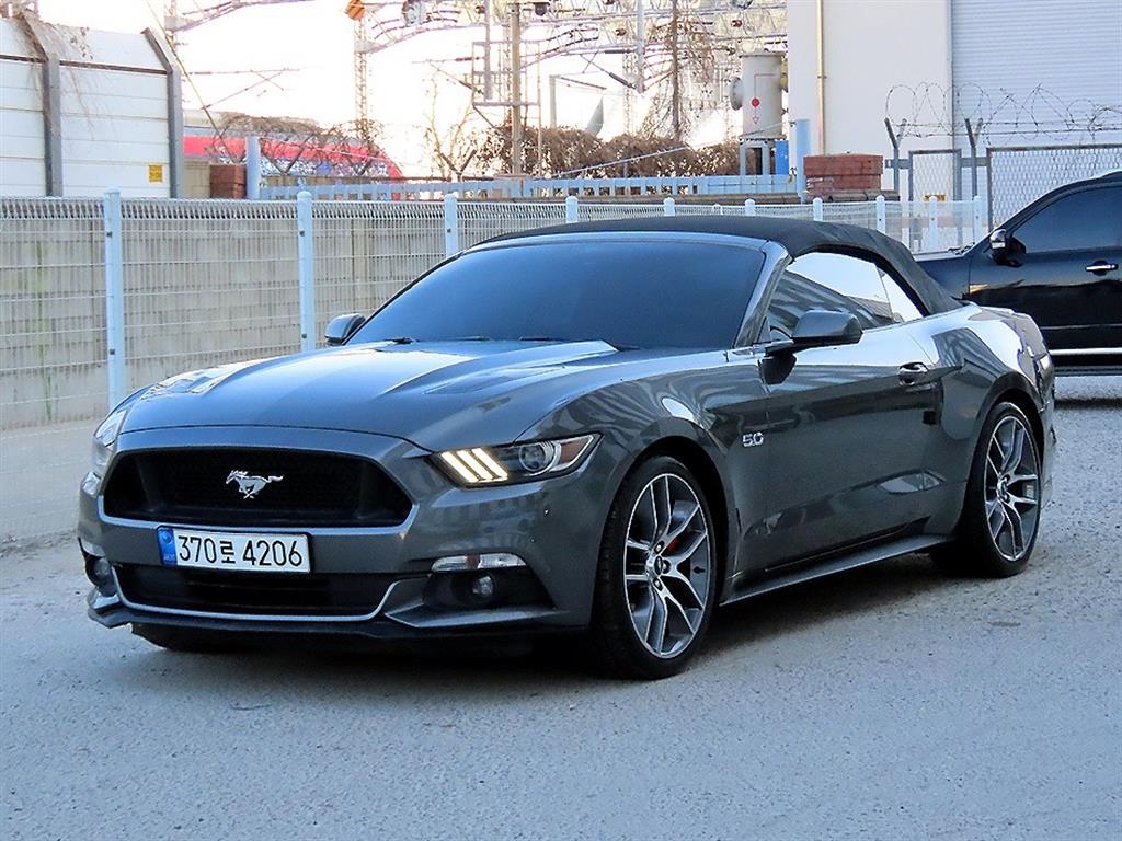 Ford Mustang - Vista 2