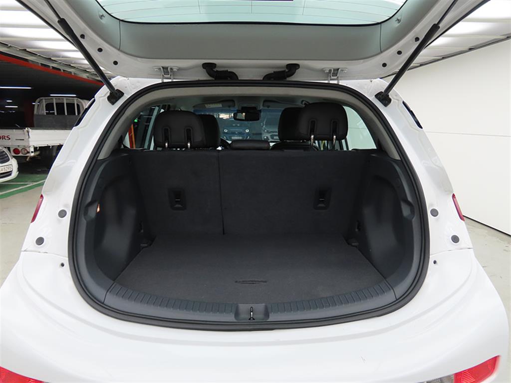 Chevrolet Bolt 2019 Blanco - Importación desde Corea - HF Imports Iquique - Foto 18