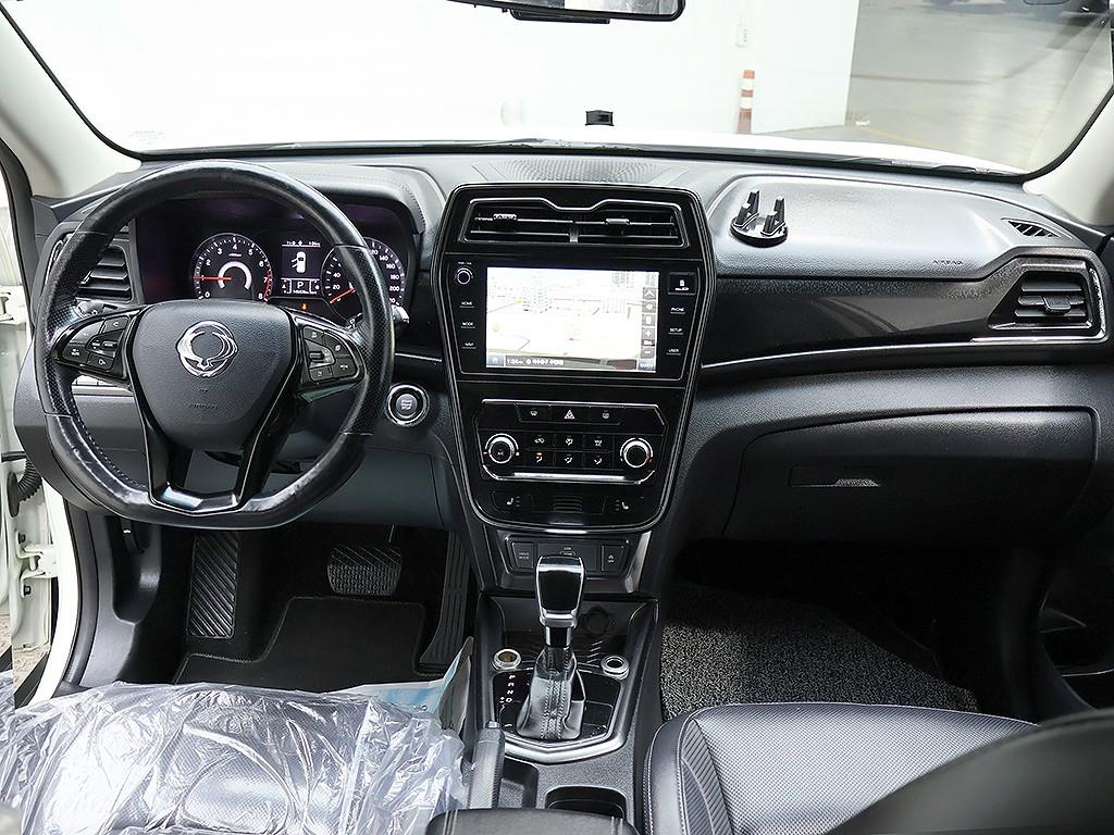 Ssangyong Tivoli - Vista 9