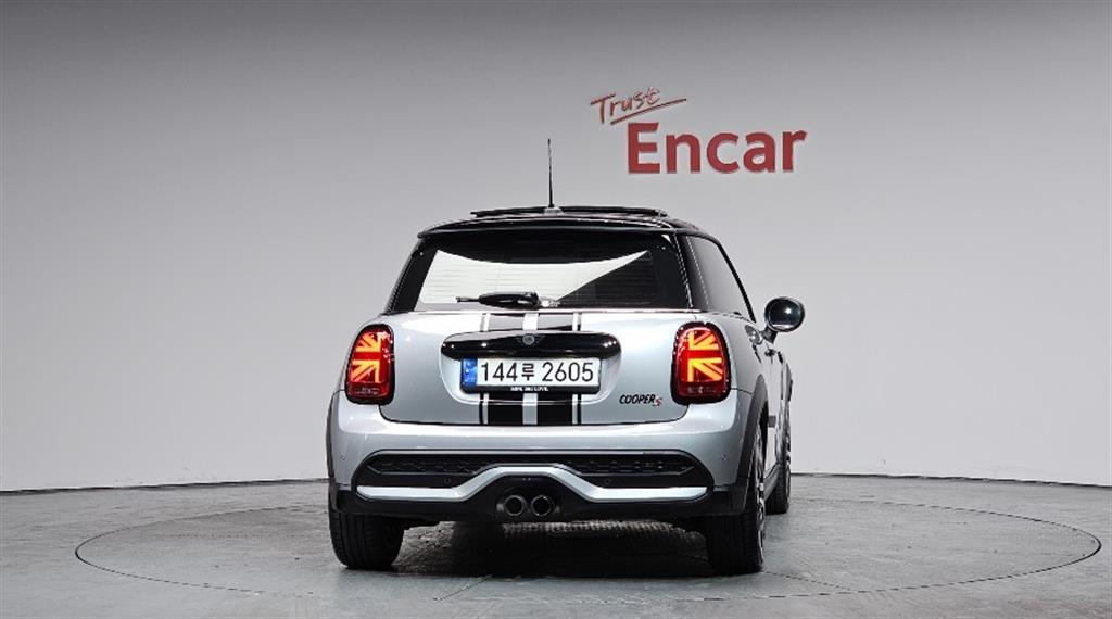 Mini Cooper - Vista 4