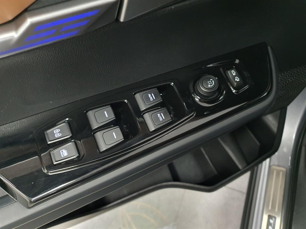 Ssangyong Torres - Vista 11