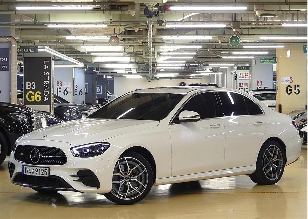 Mercedes Benz E class 2022 Blanco - Importación desde Corea - HF Imports Iquique - Foto 1