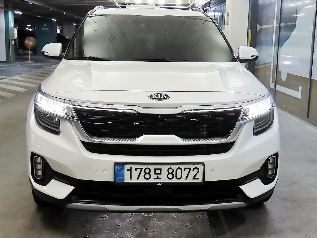KIA Seltos - Vista 2