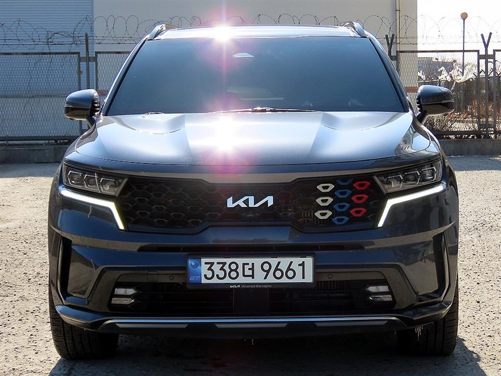 KIA Sorento 2023 Gris - Importación desde Corea - HF Imports Iquique - Foto 1