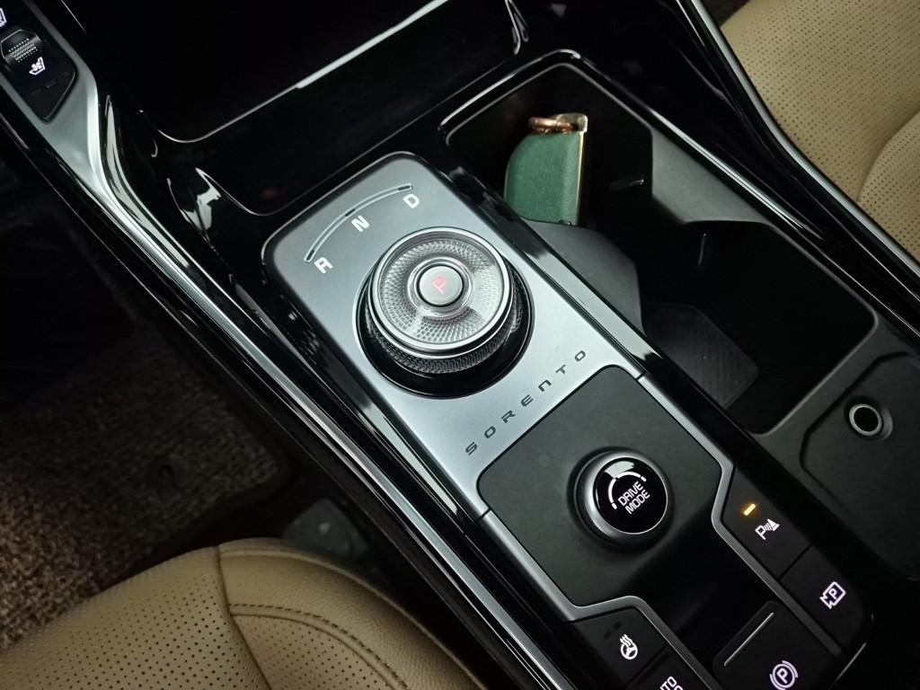 KIA Sorento - Vista 8