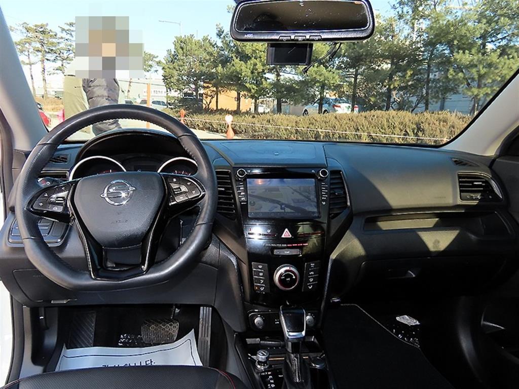 Ssangyong Tivoli - Vista 7