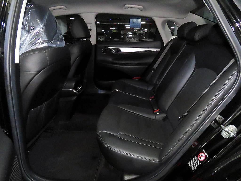 HYUNDAI Grandeur - Vista 7