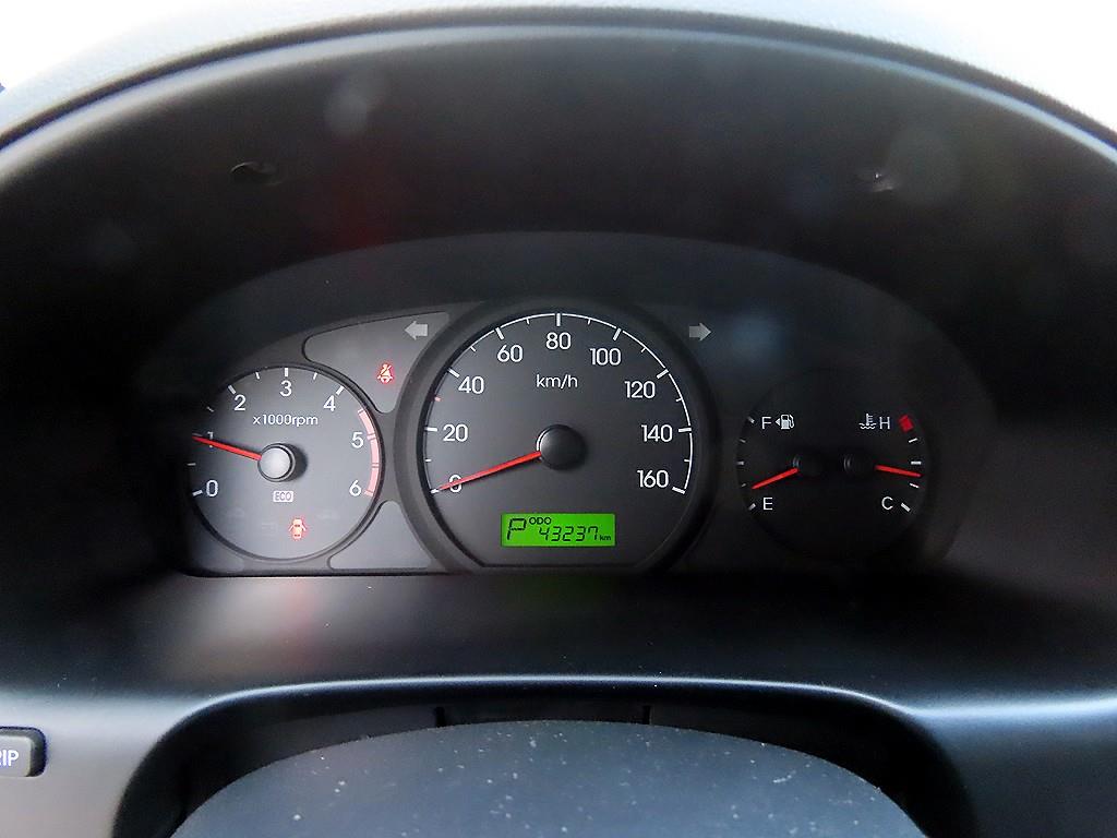 HYUNDAI Starex - Vista 10