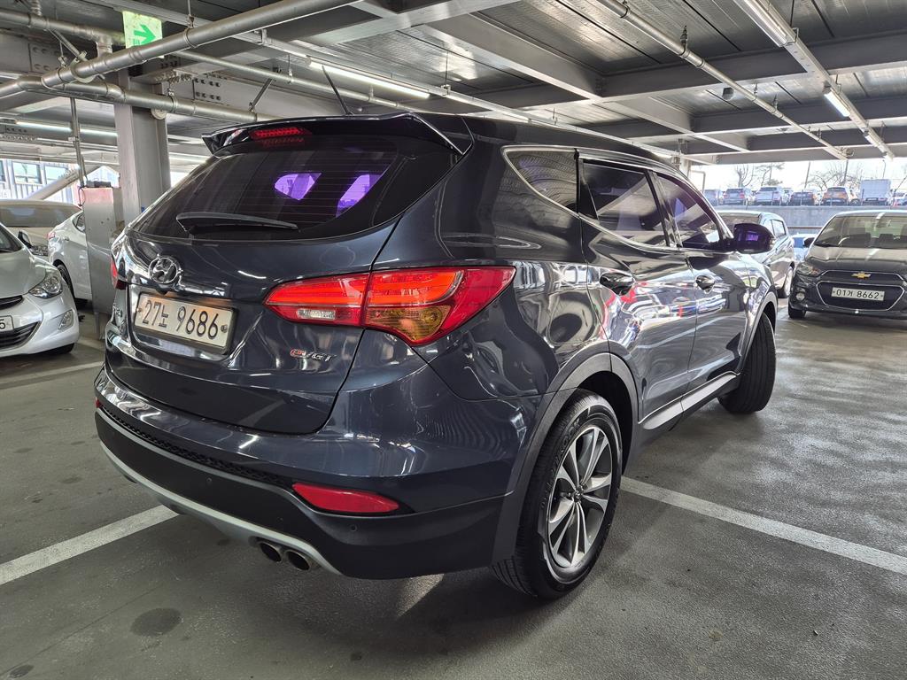 HYUNDAI Santa Fe - Vista 4