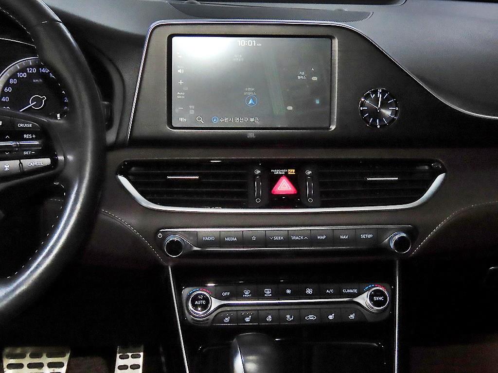 HYUNDAI Grandeur - Vista 11