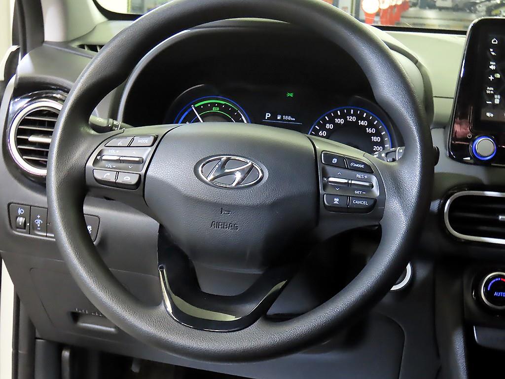 HYUNDAI Kona - Vista 8