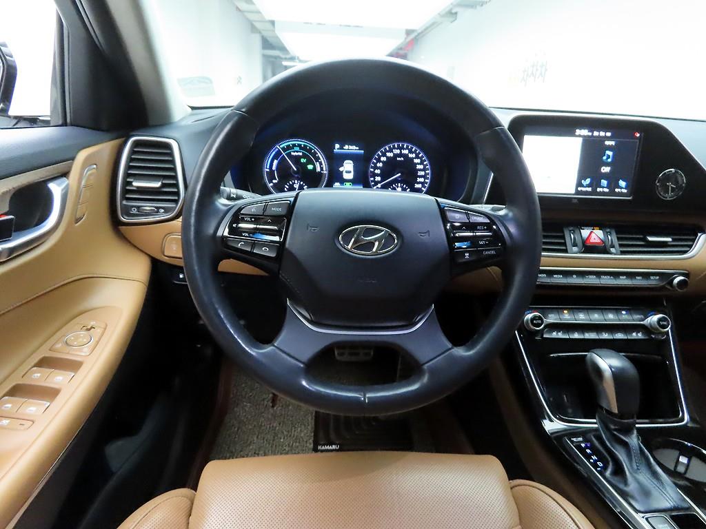 HYUNDAI Grandeur - Vista 7